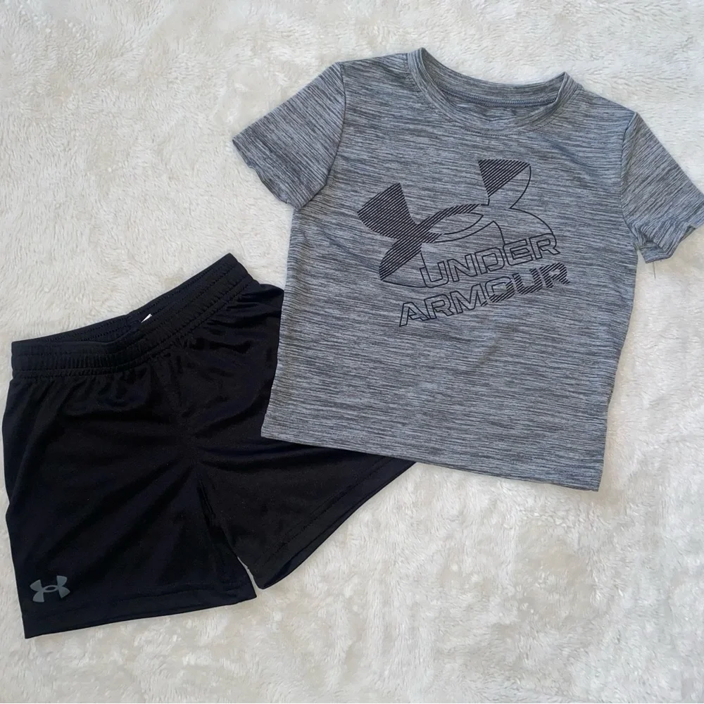 Under Armour Set - Picture 2 of 6